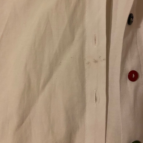 White shirt - Picture 3 of 3